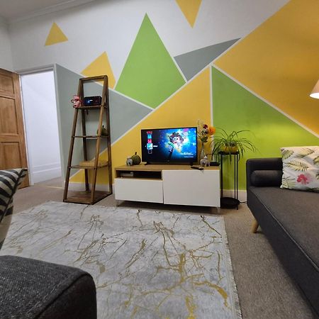 Appartement Stylish And Bright Flat In London N8 Turnpike Lane - Piccadilly Line Extérieur photo